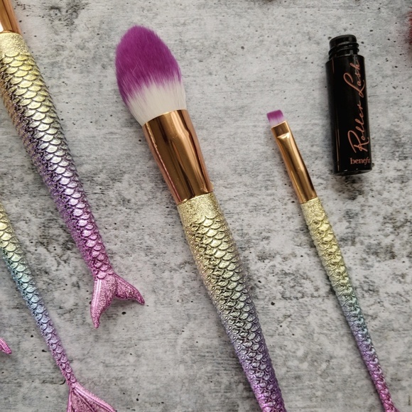 MERMAID pastel rainbow makeup brushes 6 piece set - Picture 5 of 7